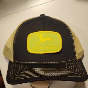 John Deere Black/Vegas Gold Mesh Snapback Trucker Hat